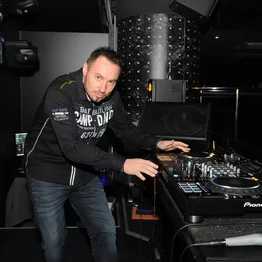 08.02.2020 - TAMBORES DANCE PARTY