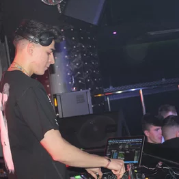 18.03.2022 - DJ JOHNNY BEE IN THE INFINITY