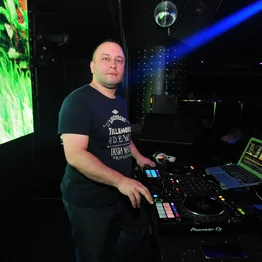 19.10.2019 - TAMBORES LATINO NOCHE